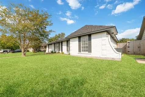 7706 Deadwood Drive Houston TX 77040