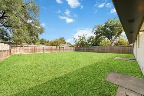7706 Deadwood Drive Houston TX 77040