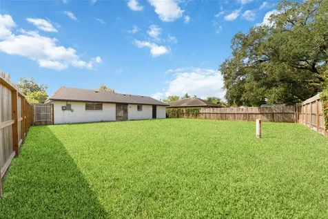 7706 Deadwood Drive Houston TX 77040