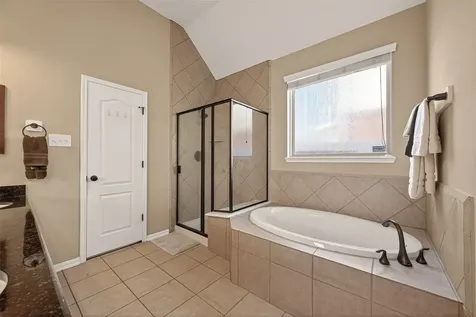 2203 Summit Pass Lane League City TX 77573
