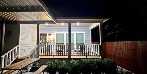 201 Smith Street Columbus TX 78934