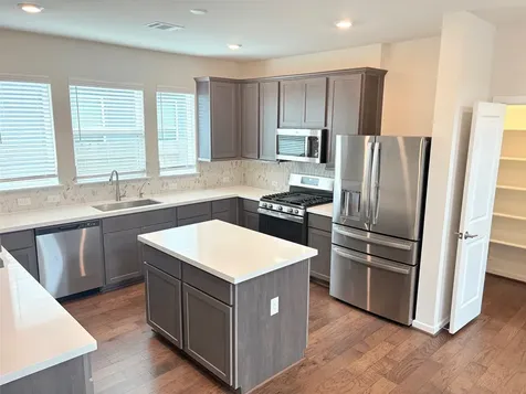 7846 Skylark Heights Lane Richmond TX 77407