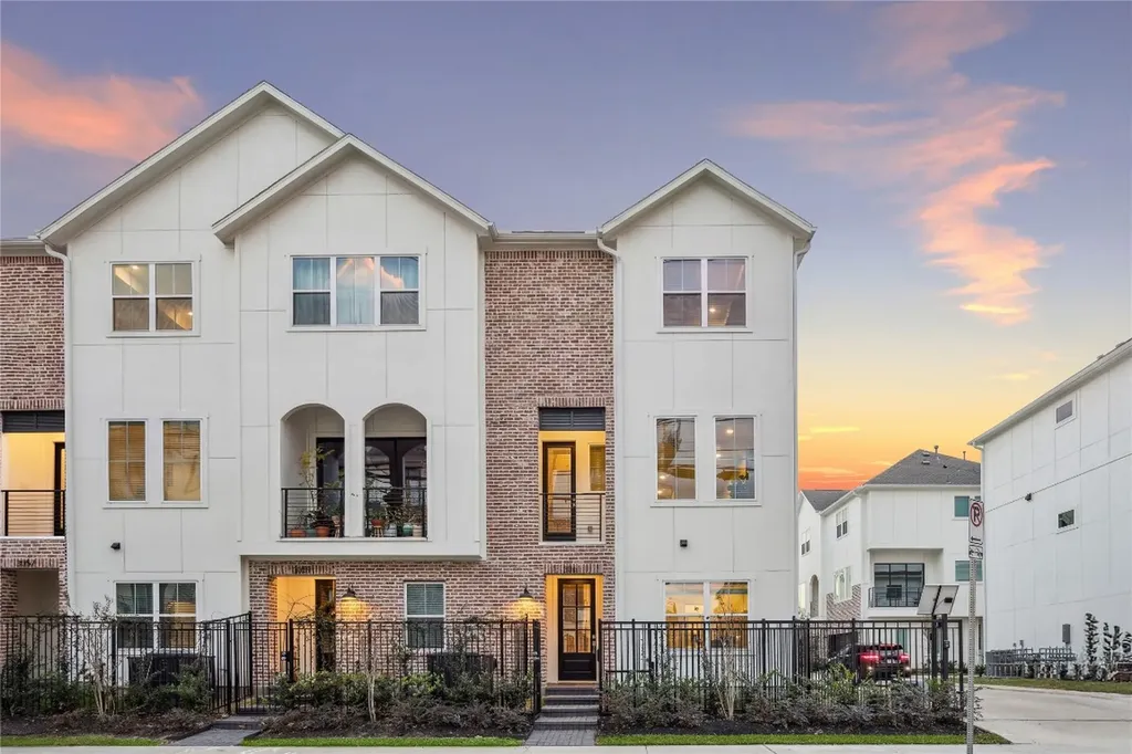3061 Hicks Street Houston TX 77007