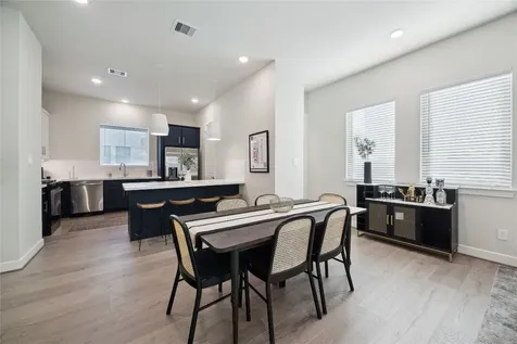3061 Hicks Street Houston TX 77007