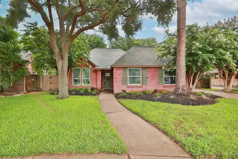 16011 Country Bend Road Houston TX 77095