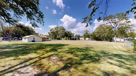 203 S 6th Street Highlands TX 77562