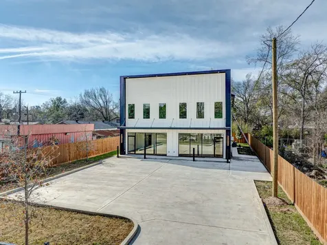 704 S 1st Street Conroe TX 77301