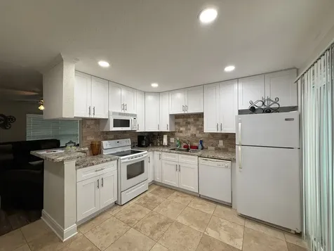 3506 Cove View Boulevard 1103 Galveston TX 77554