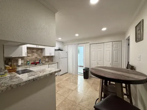 3506 Cove View Boulevard 1103 Galveston TX 77554