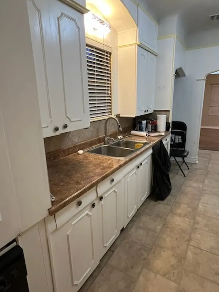 2045 W Magnolia Avenue San Antonio TX 78201