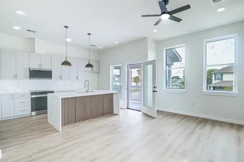 4025 Avenue M Galveston TX 77550