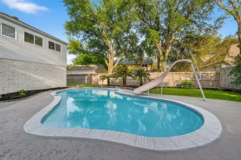 2734 Triway Lane Houston TX 77043