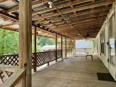 127 County Road 4109 Bronson TX 75930