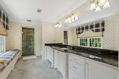 1920 Stonegate Boulevard Tyler TX 75703