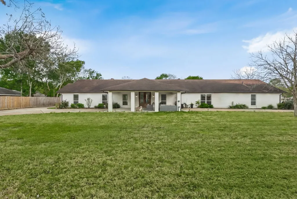 8800 Brae Acres Road Houston TX 77074