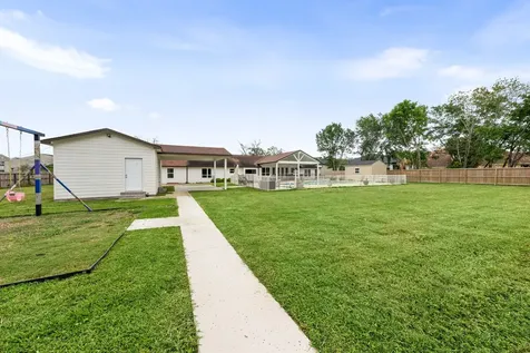 8800 Brae Acres Road Houston TX 77074