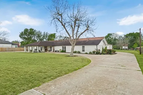 8800 Brae Acres Road Houston TX 77074