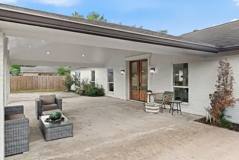 8800 Brae Acres Road Houston TX 77074