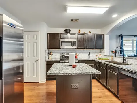 2650 Bammelwood Drive Houston TX 77014