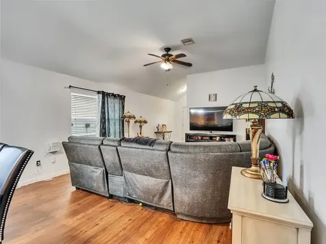 2650 Bammelwood Drive Houston TX 77014