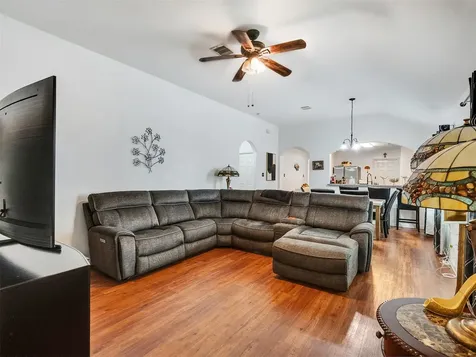 2650 Bammelwood Drive Houston TX 77014