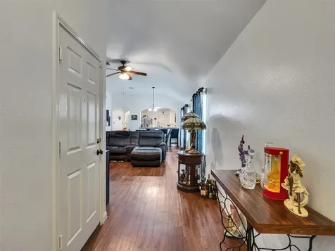2650 Bammelwood Drive Houston TX 77014