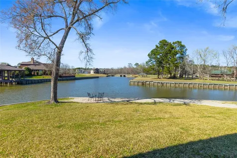138 N Forest Drive Huntsville TX 77340