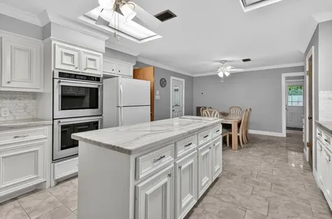 1039 Honey Hill Drive Houston TX 77077