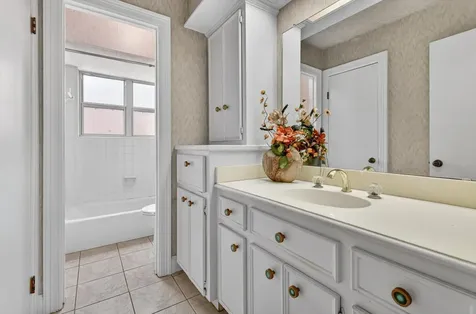 1039 Honey Hill Drive Houston TX 77077