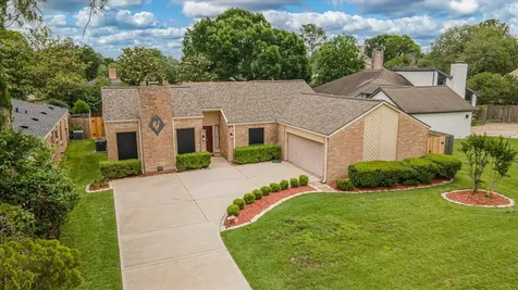1039 Honey Hill Drive Houston TX 77077