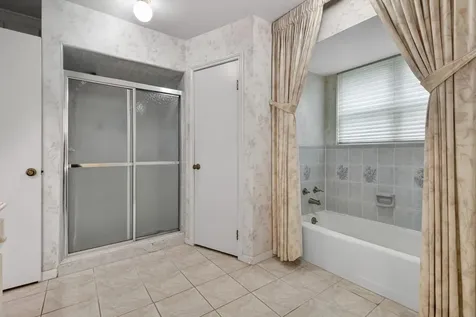 1039 Honey Hill Drive Houston TX 77077