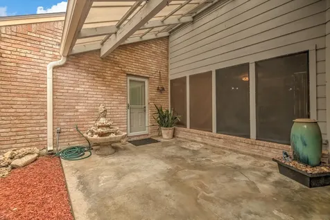 1039 Honey Hill Drive Houston TX 77077
