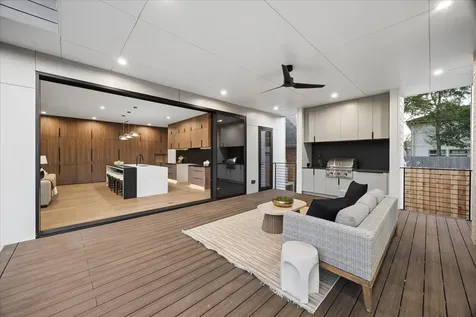 505 Wilmington Drive Bellaire TX 77401