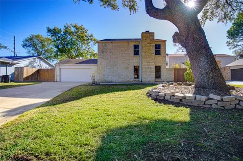 13907 Piping Rock Lane Houston TX 77077