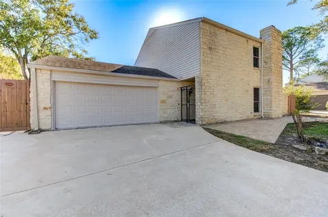 13907 Piping Rock Lane Houston TX 77077
