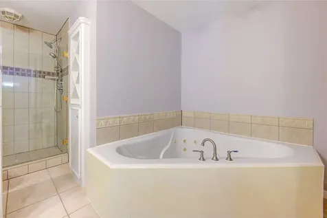 13907 Piping Rock Lane Houston TX 77077