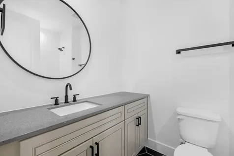 8203 Moonbeam Street B Houston TX 77088