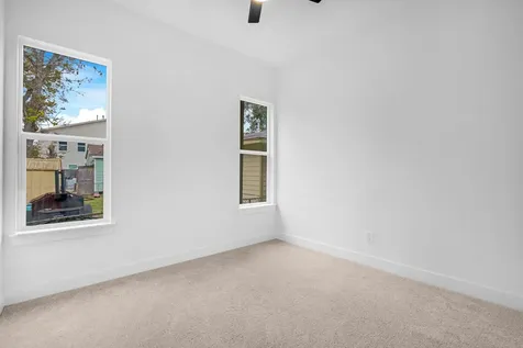 8203 Moonbeam Street B Houston TX 77088
