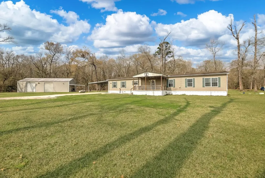 3 County Road 6475 Dayton TX 77535