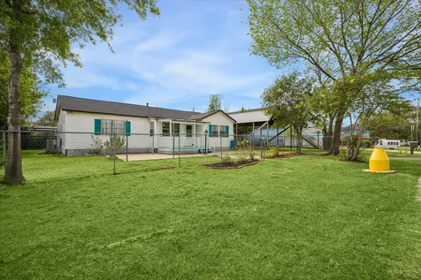 4915 Louise Street Seabrook TX 77586