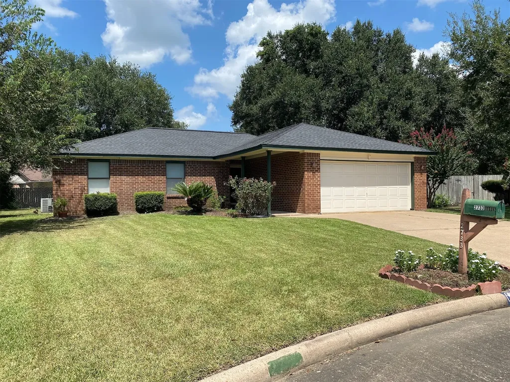 2733 Davis Avenue Rosenberg TX 77471