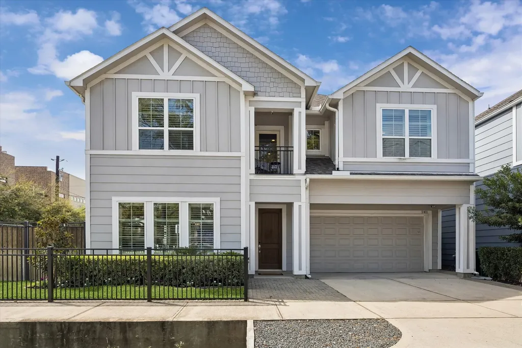 2411 Detering Street Houston TX 77007