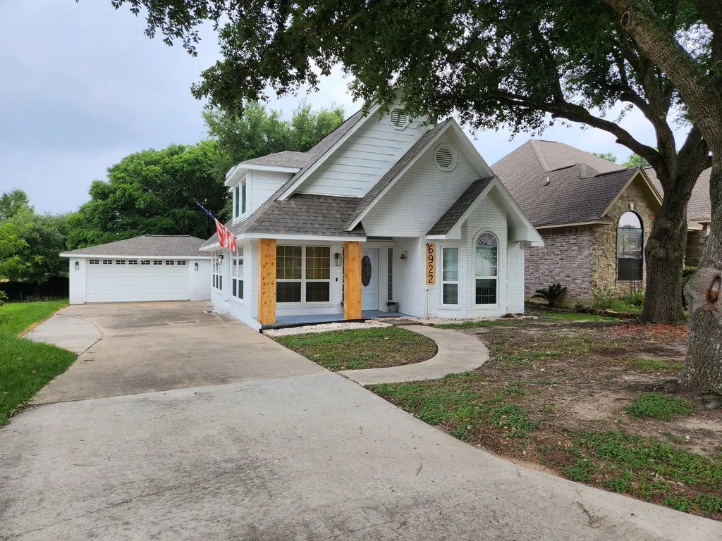 6922 Gentle Breeze Drive Willis TX 77318