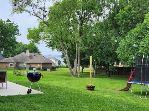 6922 Gentle Breeze Drive Willis TX 77318