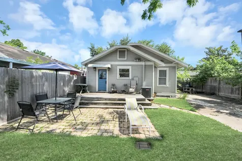 916 W Cottage Street Houston TX 77009