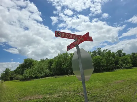 000 Nicolas Bravo Street San Felipe TX 77473