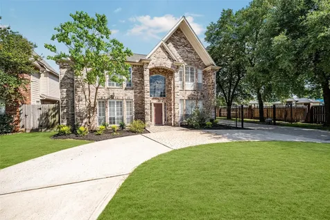 8002 Royal Crest Court Houston TX 77379