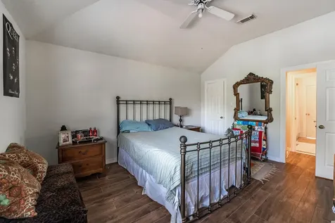 8002 Royal Crest Court Houston TX 77379