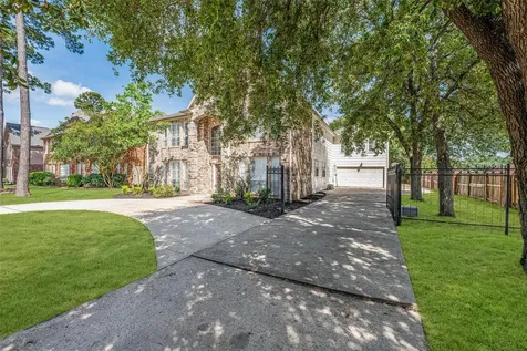 8002 Royal Crest Court Houston TX 77379