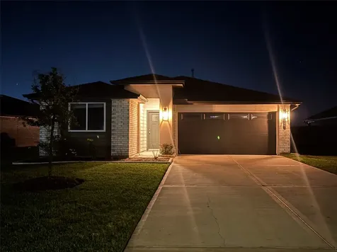 14507 Sweet Water Drive Baytown TX 77523